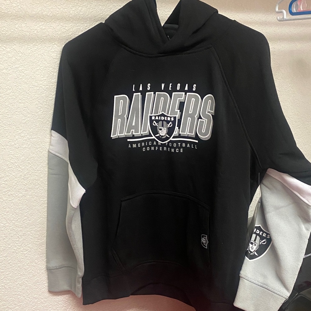 NFL Team Apparel Boys Size 14-16 Black Gray White Las Vegas Raiders Hoodie NWT